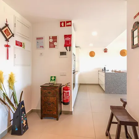 Apartment Marvell Design With Heated Pool&gym&playground *