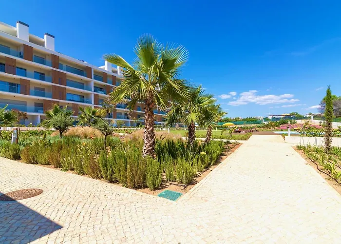 Marvell Design With Heated Pool&playground