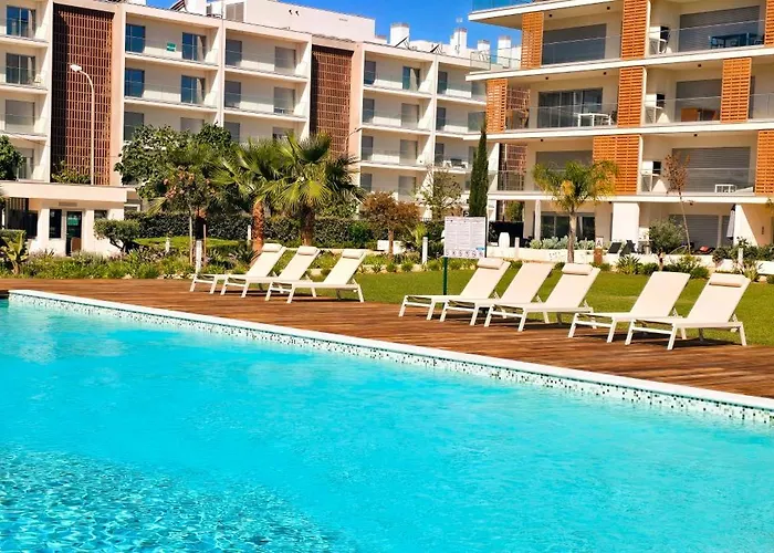 Apartman Marvell Design With Heated Pool&playground